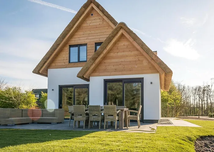 Luxurious Villa For 8 People In De Cocksdorp Texel